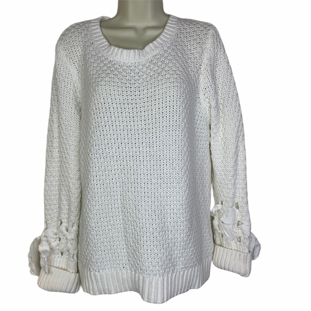 KAARI Blue White Long Sleeved Knit Sweater Springtime Feminine Top
